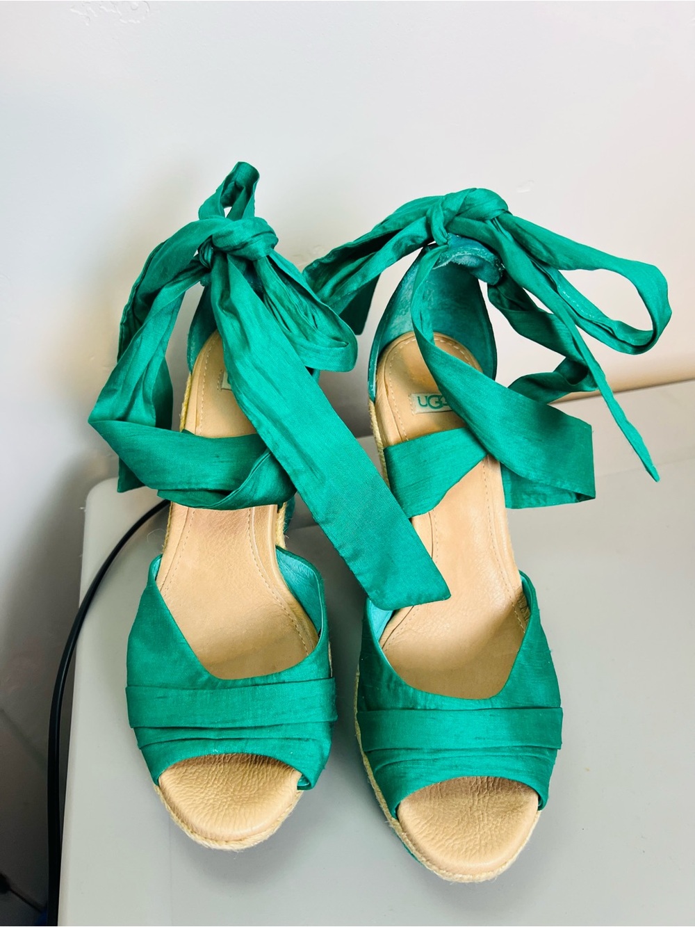 UGG Luciana Wedge Sandals 6 - Picture 3 of 7